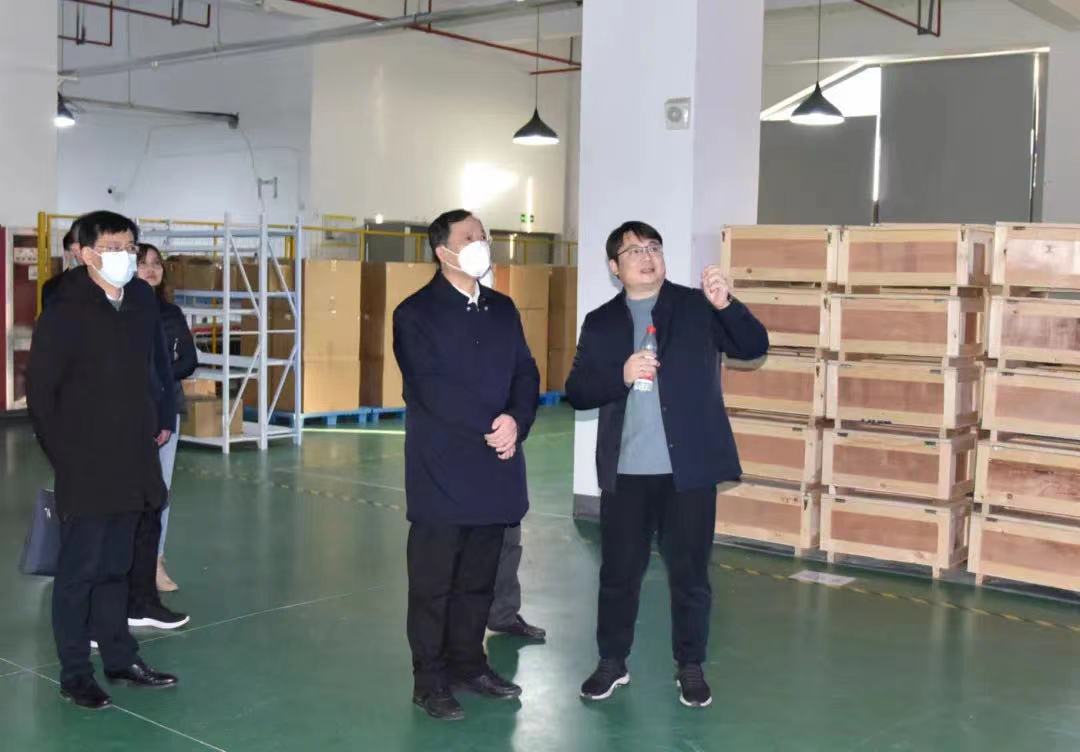 春節(jié)前夕，區(qū)委書記許小波帶隊走訪調研海圖科技指導工作